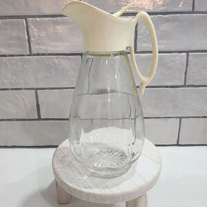 70’s Pancake Syrup Pitcher Dispenser Cruet Clear Glass Starburst Pattern.